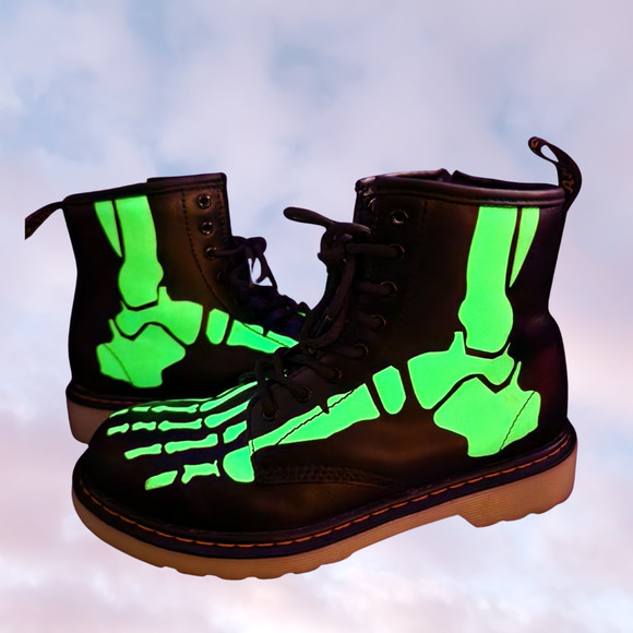 Rare Glow in the Dark Skele Bone Black Lace Up Classic Doc Dr Martens Sz 5 Women - Picture 2 of 8